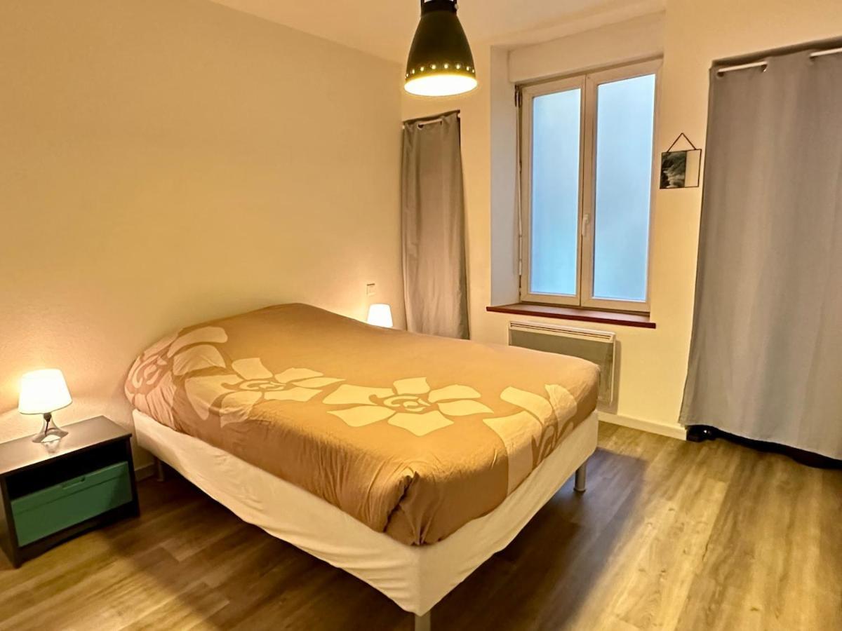 Appartement Calme Au Coeur De La Ville Лон-ле-Сонье Экстерьер фото